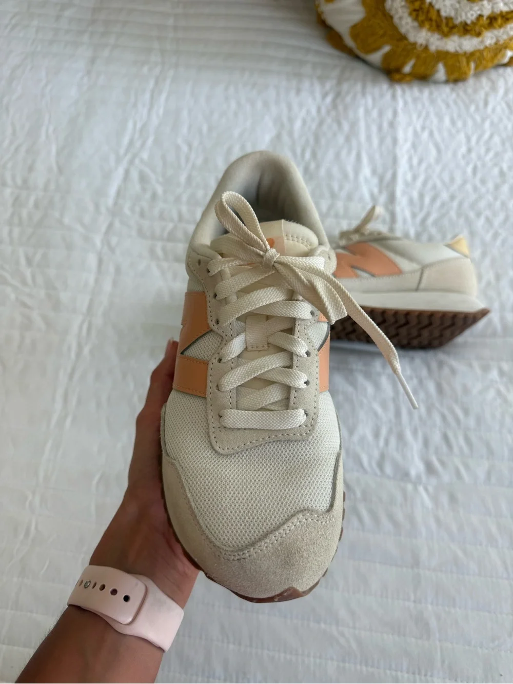 New Balance 237 Sneakers